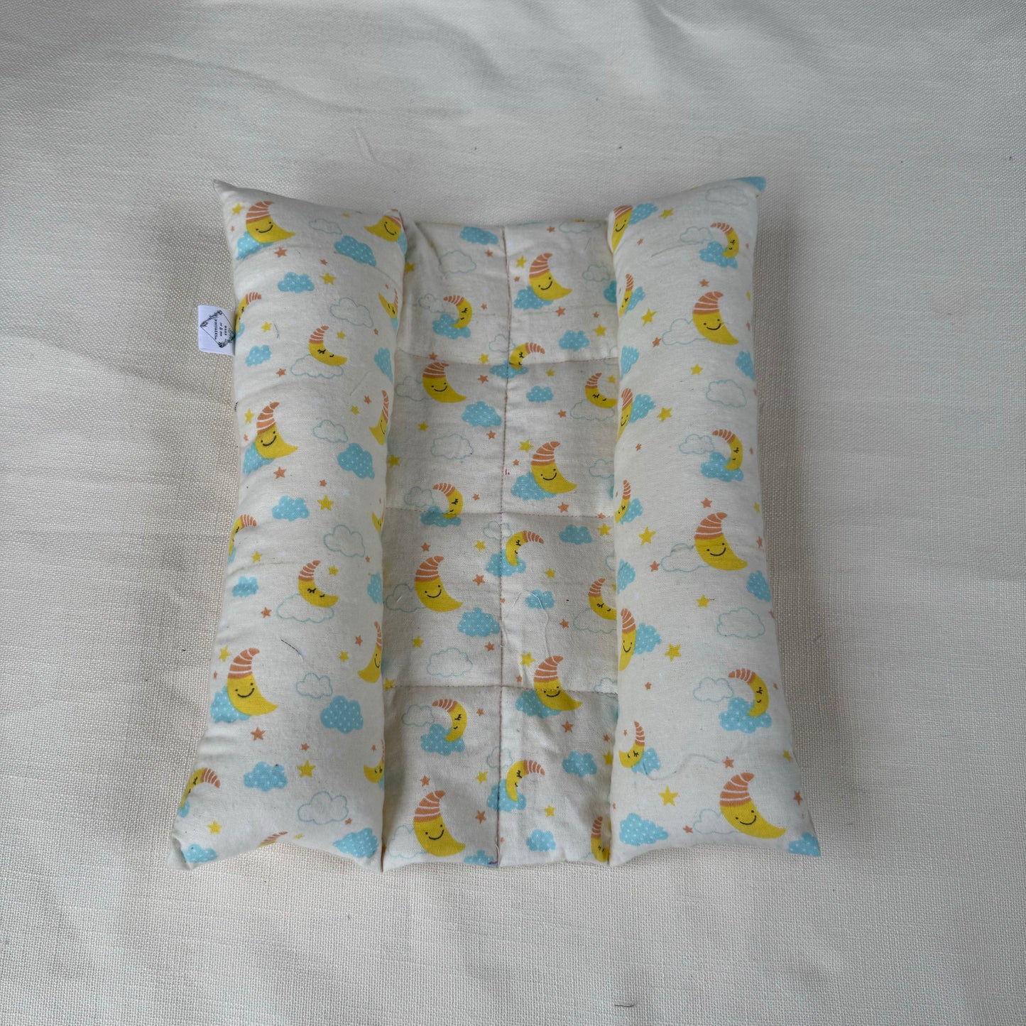 (ONLY 1) SMALL Bun Bed *20% off automatically applied at checkout* - Moons