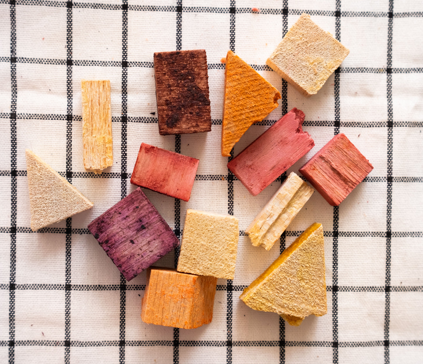 Bulk Fruit Flavoured Balsa Wood Chew